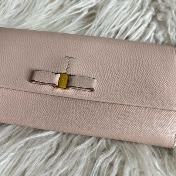 Salvatore Ferragamo Wallet - Picture 2 of 16